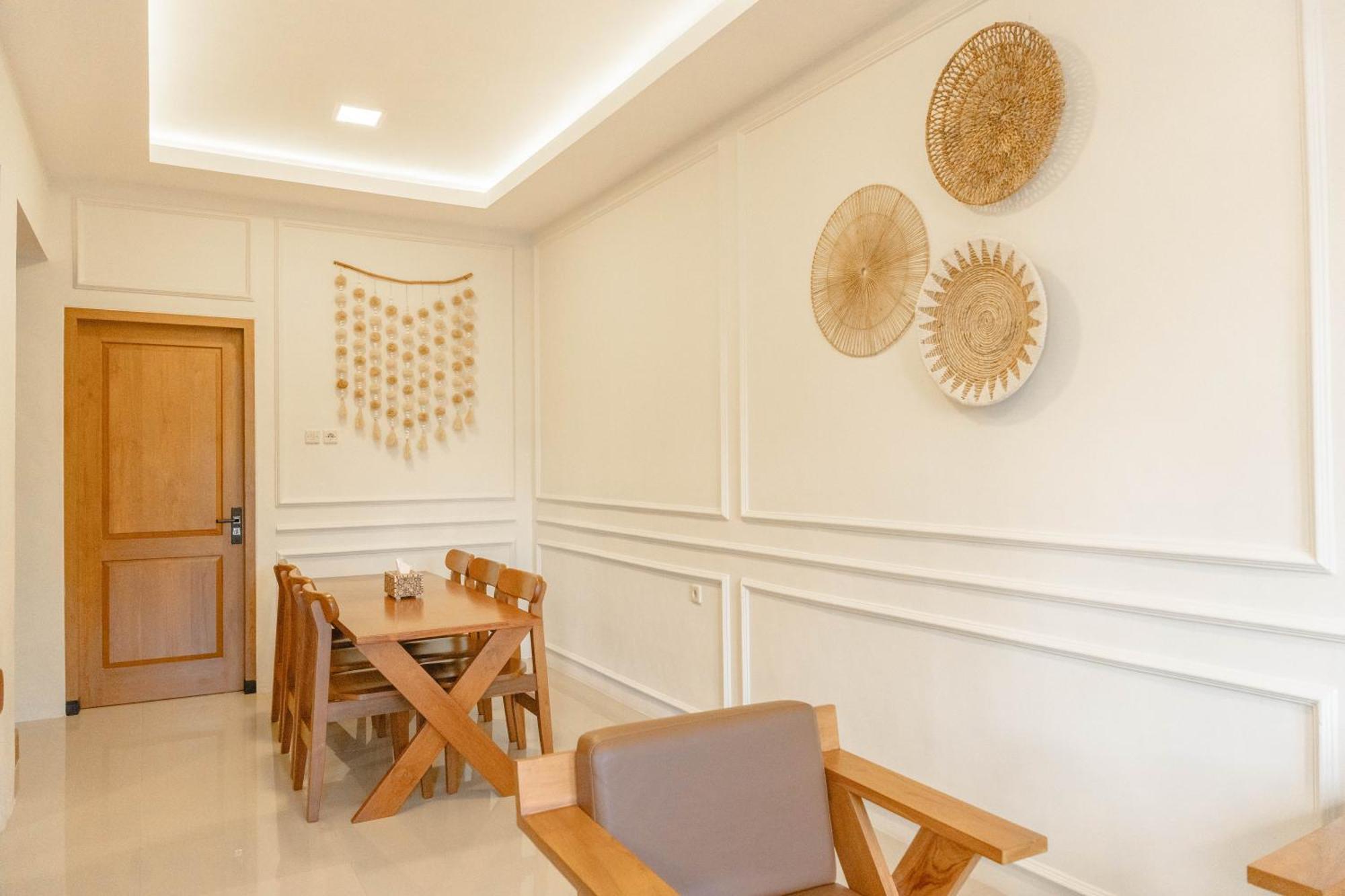 Ninap Hostel Баньюванги Экстерьер фото